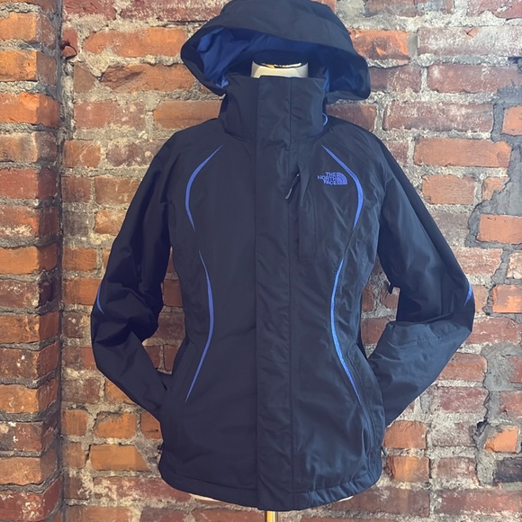 The North Face Ski Jacket - Picture 1 of 13